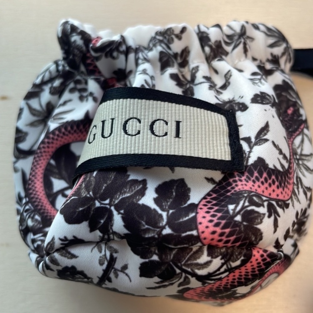 Gucci AG925 Sterling Silver Heart Drop Earrings NWT Full Inclusion - Picture 4 of 9